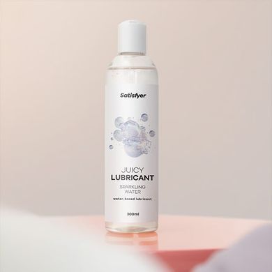 Лубрикант на водной основе Satisfyer Juicy Lubricant Sparkling Water water based 300 мл SX2729 фото Купить Лубрикант на водной основе Satisfyer Juicy Lubricant Sparkling Water water based 300 мл  Satisfyer  552 грн