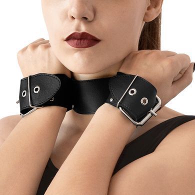 Ошейник с наручниками из натуральной кожи Art of Sex - Bondage Collar with Handcuffs SO6618 фото Купить   Art of Sex  618 грн