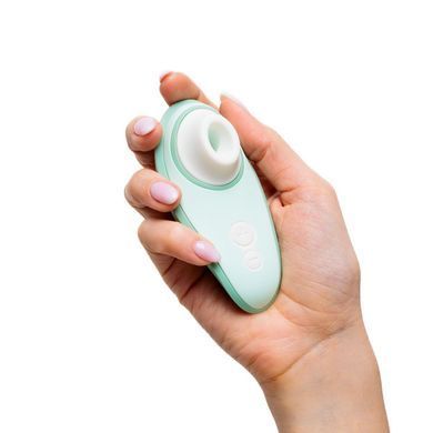 Вакуумний кліторальний стимулятор Womanizer Liberty 2 Sage, 8 режимів, магнітна кришечка SX0520 фото Купити Вакуумний кліторальний стимулятор Womanizer Liberty 2 Sage, 8 режимів, магнітна кришечка  Womanizer (Німеччина) 4 065 грн