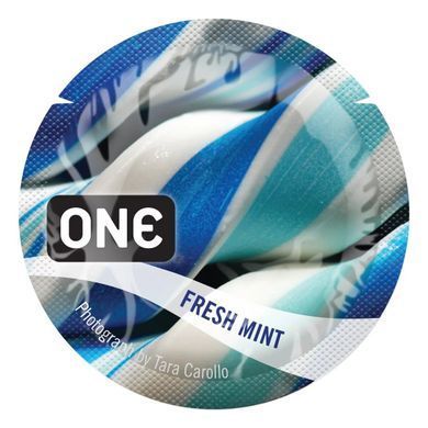 Набір ароматизованих презервативів ONE FlavorWaves, 100 шт, 6 ароматів, 6 кольорів, паковання-тубус SX0743 фото Купити Набір ароматизованих презервативів ONE FlavorWaves, 100 шт, 6 ароматів, 6 кольорів, паковання-тубус  ONE (США) 4 065 грн