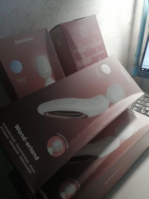 Вібромасажер Satisfyer Wand-erland (White/Rosegold) (м'ята упаковка!!!) SX2697-R фото Купити Вібромасажер Satisfyer Wand-erland (White/Rosegold) (м'ята упаковка!!!)  Satisfyer (Німеччина) 1 939 грн