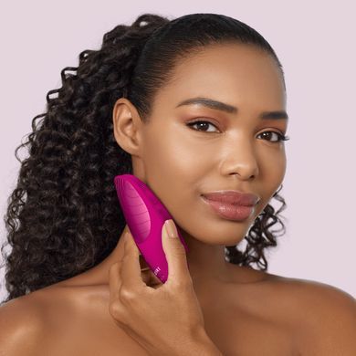 Електронна звукова термо щітка для обличчя GESKE Sonic Thermo Facial Brush 6в1 magenta HB0076 фото Купити Електронна звукова термо щітка для обличчя GESKE Sonic Thermo Facial Brush 6в1 magenta  GESKE 2 129 грн