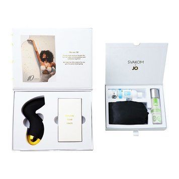 Подарочный набор Svakom Anniversary Box: вакуумный стимулятор, ленты, маска, лубрикант, спрей SO7321 фото Купить   Svakom (США) 3 141 грн