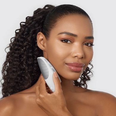 Електронна звукова термо щітка для обличчя GESKE Sonic Thermo Facial Brush 6в1 white HB0084 фото Купити Електронна звукова термо щітка для обличчя GESKE Sonic Thermo Facial Brush 6в1 white  GESKE 2 129 грн