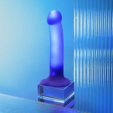Светящийся дилдо Strap-On-Me Glow-LED Dildo Purple - M SX2851 фото Купить   Strap-On-Me (Франція) 3 510 грн