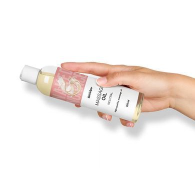 Массажное масло Satisfyer Massage Oil Neutral 250 мл Satisfyer  &mdash; фото