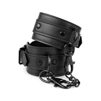 Наручники Bedroom Fantasies: Faux Leather Handcuffs One Size, чорні SO8803 фото Купити Наручники Bedroom Fantasies: Faux Leather Handcuffs One Size, чорні  Bedroom Fantasies  784 грн