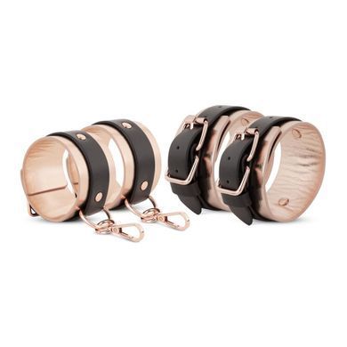 Фіксатор рук і ніг для ліжка Rosy Gold - Under-Mattress Restraint Set SX3911 фото Купити Фіксатор рук і ніг для ліжка Rosy Gold - Under-Mattress Restraint Set  Rosy Gold (Нідерланди) 4 869 грн