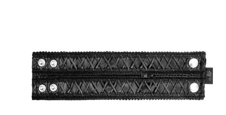 Жіночий гаманець-браслет Noir Handmade F326, black, під шкіру, рельєфний візерунок, кишеня на блискавці SX0387 фото Купити Жіночий гаманець-браслет Noir Handmade F326, black, під шкіру, рельєфний візерунок, кишеня на блискавці  Noir Handmade  1 155 грн