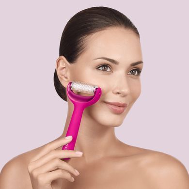 Електронний ролер для обличчя та тіла з мікроголками GESKE MicroNeedle Face&Body Roller 8в1 magenta HB0197 фото Купити Електронний ролер для обличчя та тіла з мікроголками GESKE MicroNeedle Face&Body Roller 8в1 magenta  GESKE 2 129 грн
