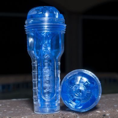 Мастурбатор Fleshlight Turbo Thrust Blue Ice (імітатор мінету) F11192 фото Купити Мастурбатор Fleshlight Turbo Thrust Blue Ice (імітатор мінету)  Fleshlight (США) 3 492 грн